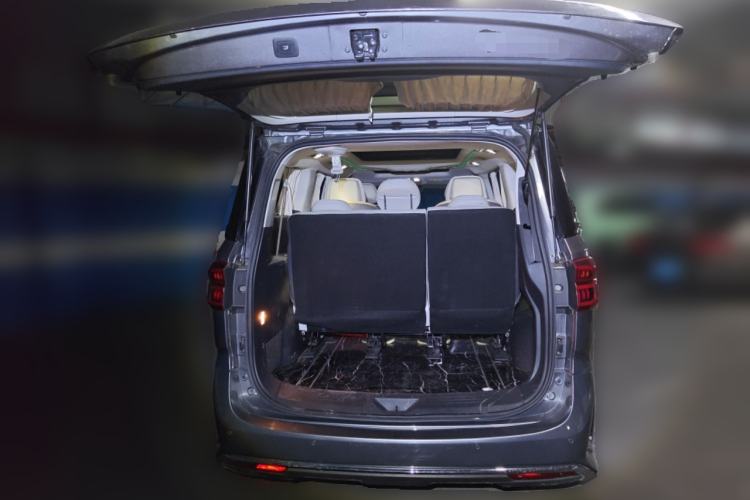 Used SAIC MAXUS G20 2021 PLUS 2.0T Gasoline Automatic ZhiZun Edition