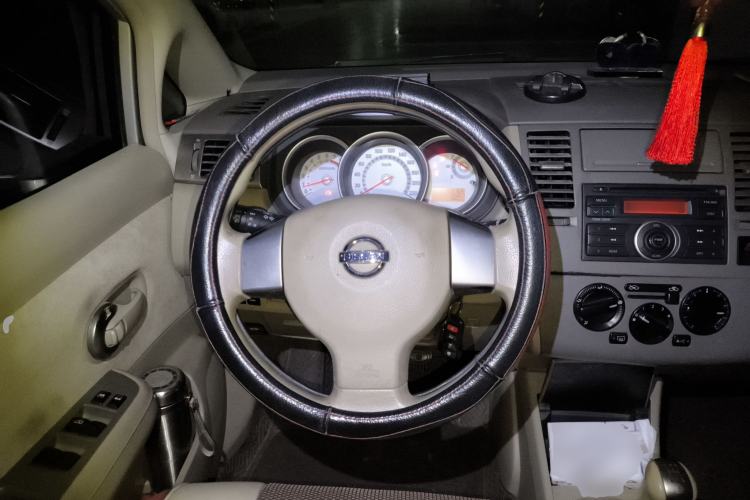 Used Nissan Tiida Sedan 2008 1.6L Manual Fashion Edition