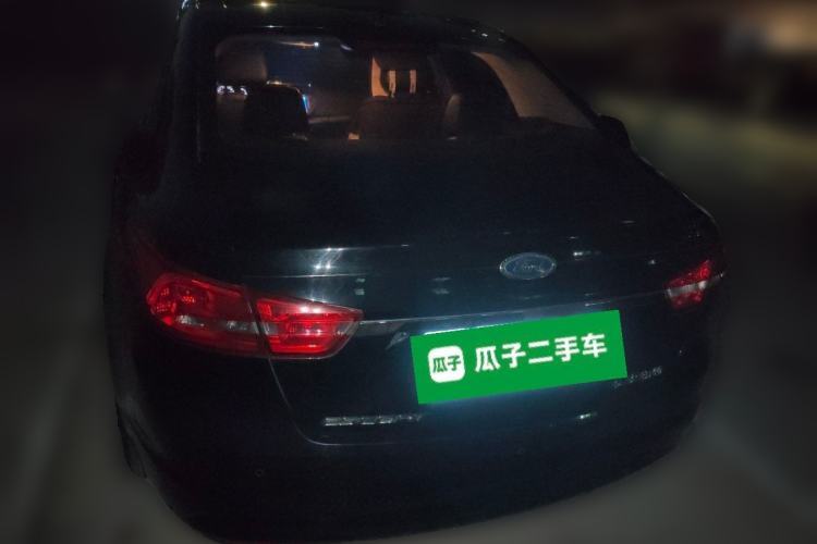 Used Ford Escort 2015 1.5L Automatic Fashion Model