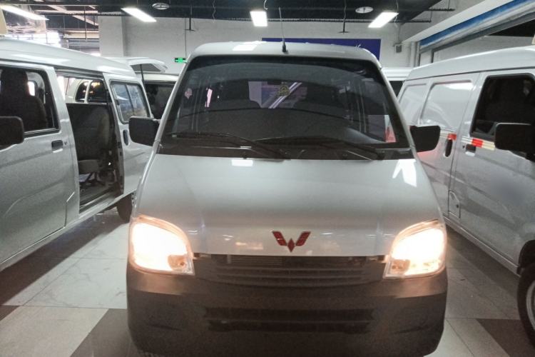 Used Wuling Zhiguang 2023 1.5L Practical Version 5/7 Seats
