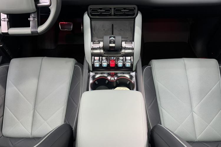 Used Formula Leopard Leopard 5 2023 Cloud Ride Flagship Edition
