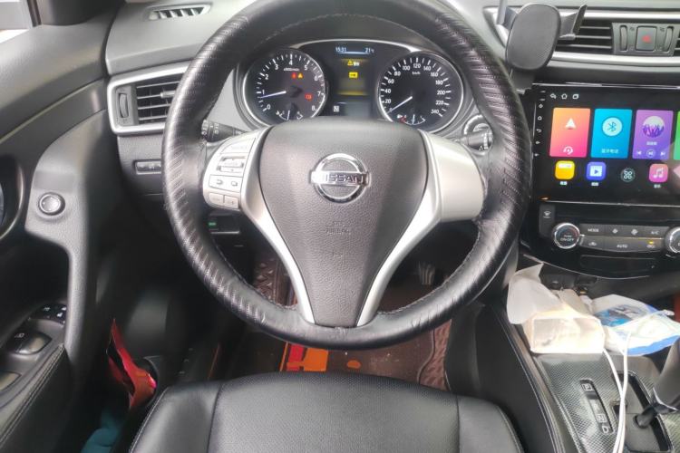 Used Nissan X-Trail 2014 2.0L CVT Comfort Edition 2WD Steering Wheel