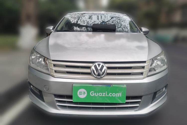 Used Volkswagen Santana 2013 1.6L Manual Luxury Edition Front