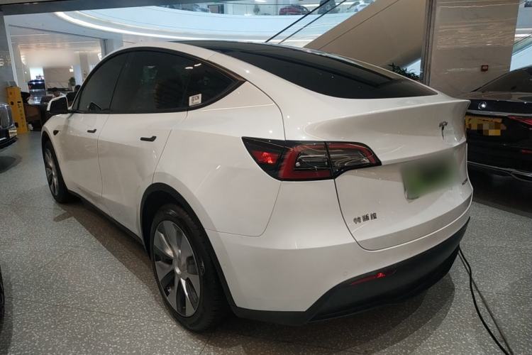 Used Tesla Model Y 2021 Standard Range Rear-Wheel Drive Version