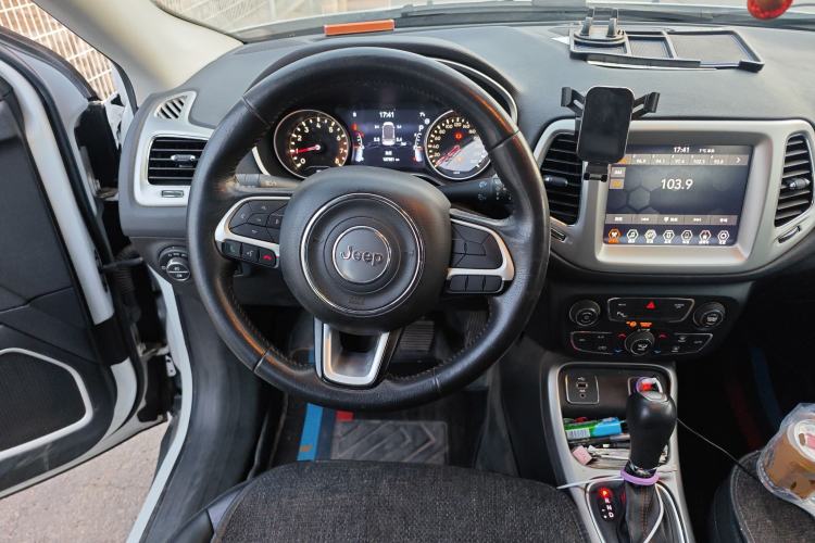 Used Jeep Compass 2019 200T Automatic Family Edition - Connected Large Screen Version