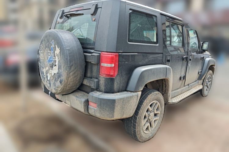 Used BAIC Off-Road BJ40 2018 40L 2.0T Manual Diesel Four-Wheel Drive Prestige Edition