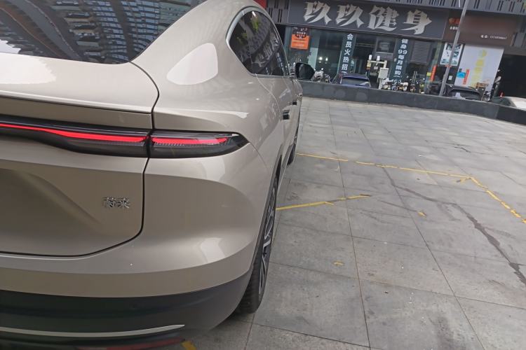 Used Nio EC6 2024 75 kWh