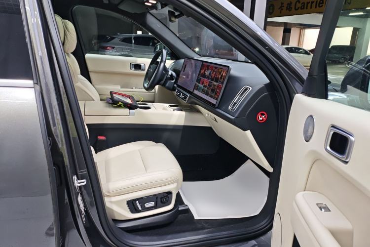 Used Li Auto L7 2023 Pro Model
