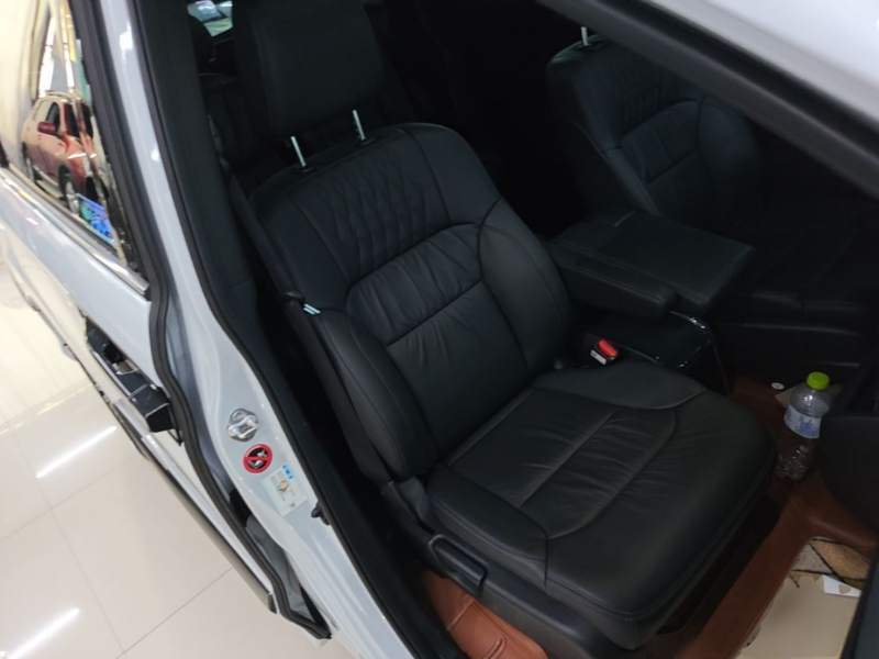 Used Honda Elysion 2024 2.0L eHEV Ultimate Edition — 25