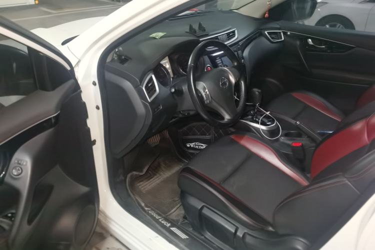 Used Nissan Qashqai 2017 2.0L CVT Luxury Edition China VI Standard Driver Seat