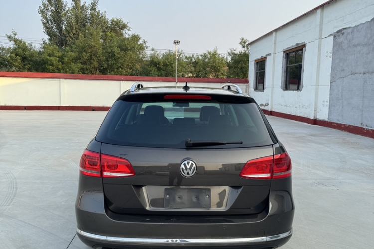 Used Volkswagen Magotan 2012 Travel Edition 2.0 TSI Comfort Version
