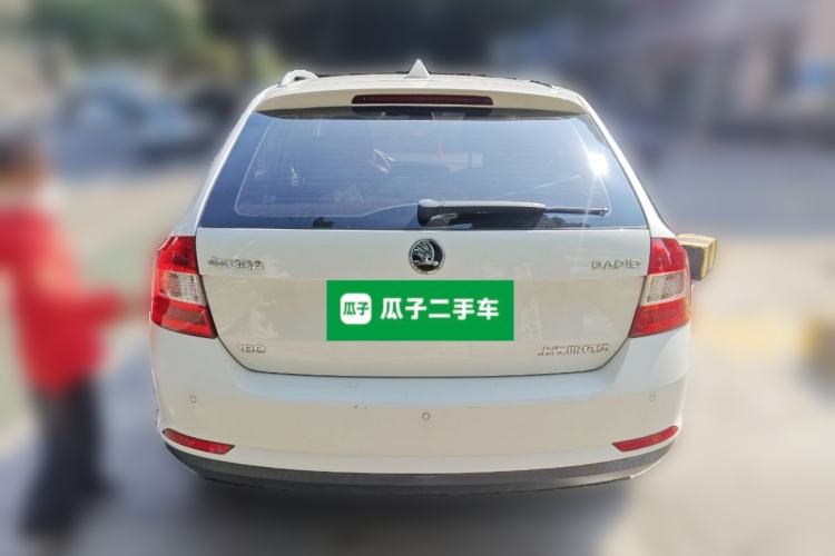 Used Skoda Rapid Spaceback 2016 Revised 1.6L Automatic Chuanxing Version