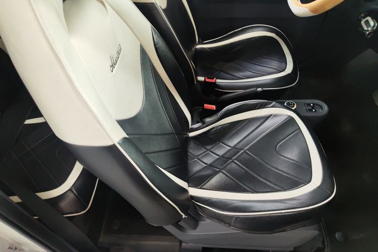 Used Wuling Hongguang MINIEV 2022 Macaron Premium Model – Lithium Iron Phosphate
