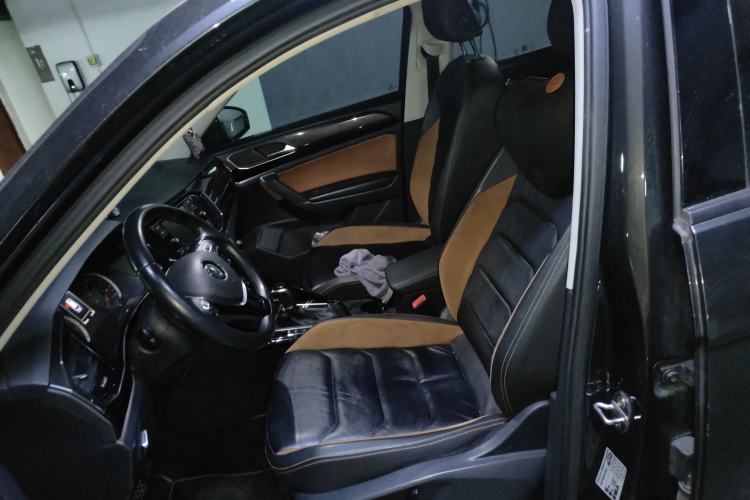 Used Volkswagen Tayron 2019 330TSI Two-Wheel-Drive Luxury Version China V Emission Standard