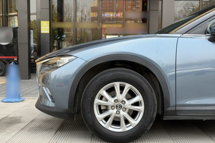 Used Mazda CX-4 2018 2.0L Manual Two-Wheel Drive Blue Sky Dynamic Edition China V Standard
