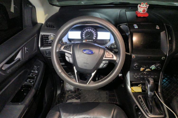 Used Ford Edge 2016 EcoBoost 245 Two-Wheel-Drive Titanium 7-Seater
