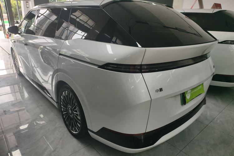 Used XPeng X9 2025 740 Ultra-Long Range Max Rear Left 45 Deg