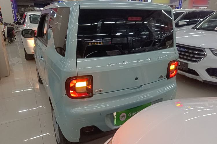 Used Geely Galaxy Panda 2023 Panda Mini 200km Endurance Bear
