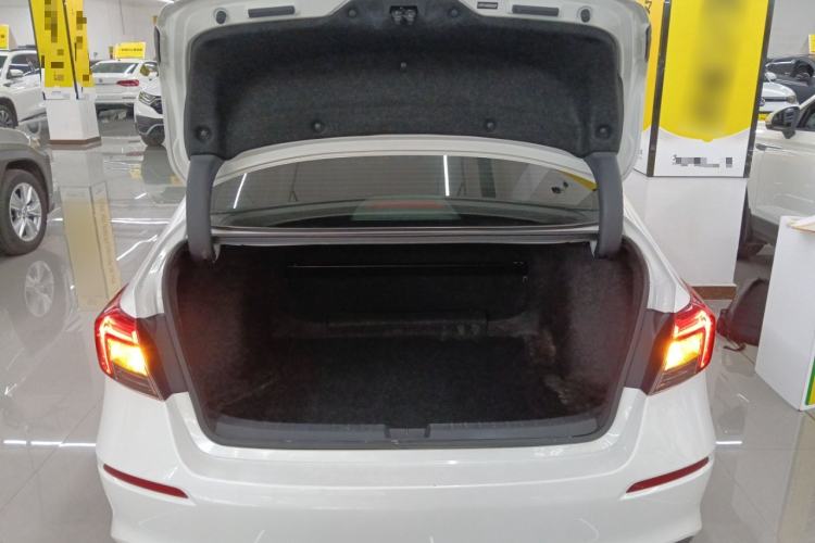 Used Honda Civic 2022 240TURBO CVT Dynamic Edition
