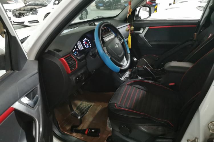 Used Chery Tiggo 3 2016 1.6L Manual ZhiShang Edition