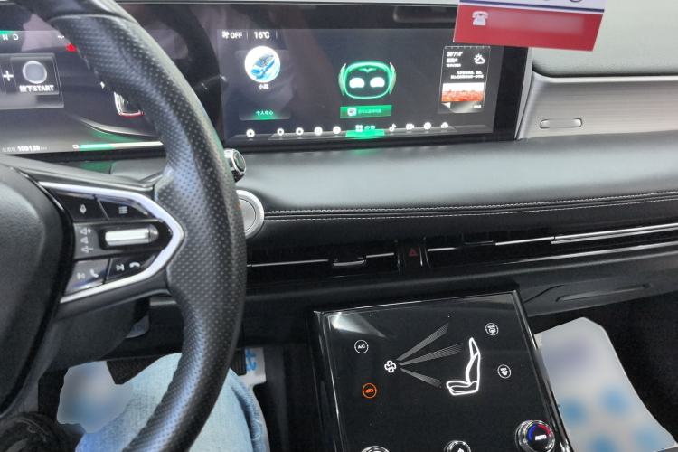 Used NETA U 2022 Pro 400 Comfort Edition