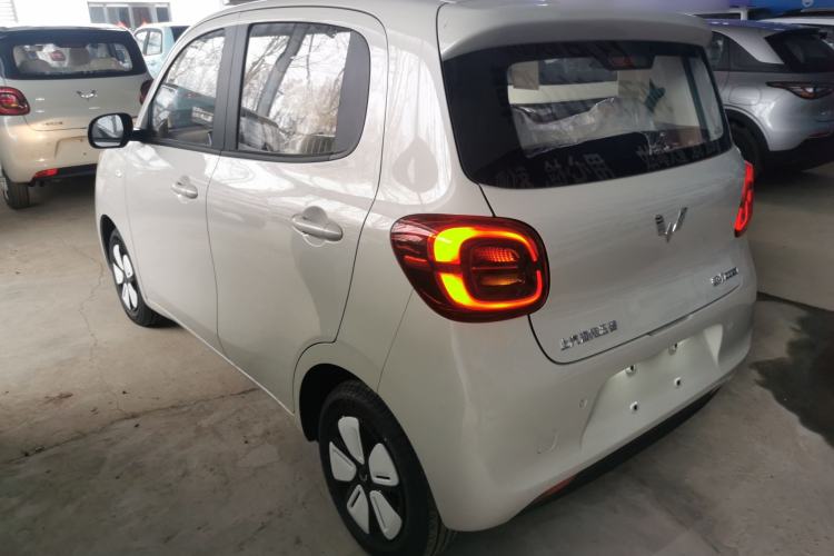 Used Wuling Hongguang MINIEV 2025 Four-Door Version Advanced Edition
