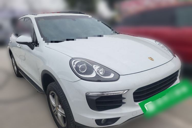 Used Porsche Cayenne  Front Right 45 Deg