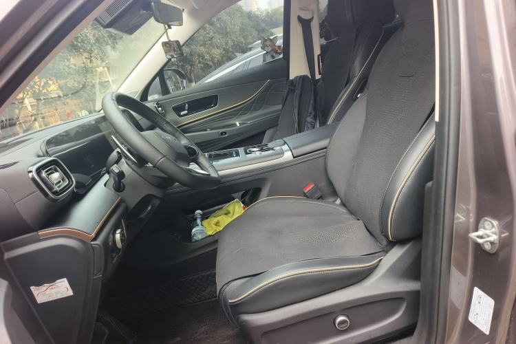 Used Chery Tiggo 9 2023 2.0T Dual-Clutch Two-Wheel Drive Prestige Version 5 Seats
