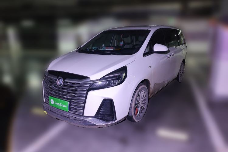 Used Buick GL8 2023 Facelifted Land Cruiser Executive Luxury Version