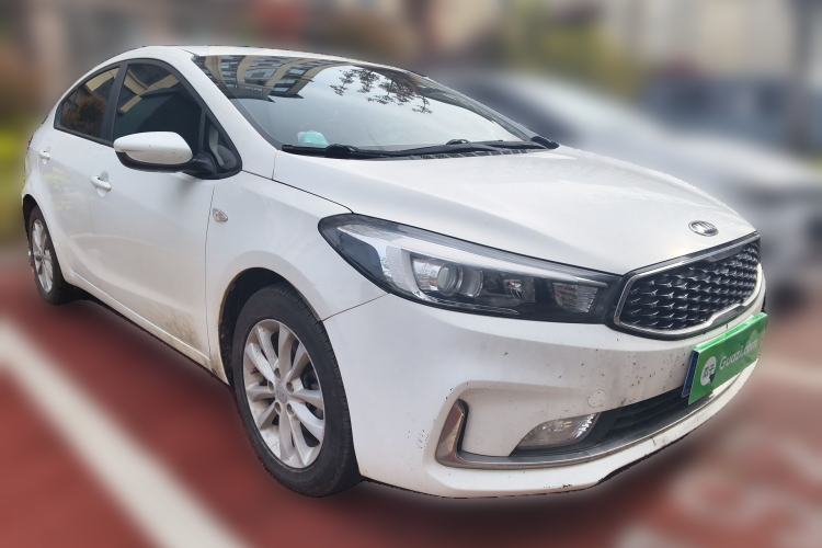 Used Kia K3 2016 1.6L Automatic GL Front Right 45 Deg