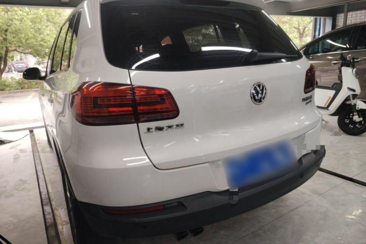 Used Volkswagen Tiguan 2015 1.8TSI Automatic Two-Wheel Drive Comfort Edition Exterior 2