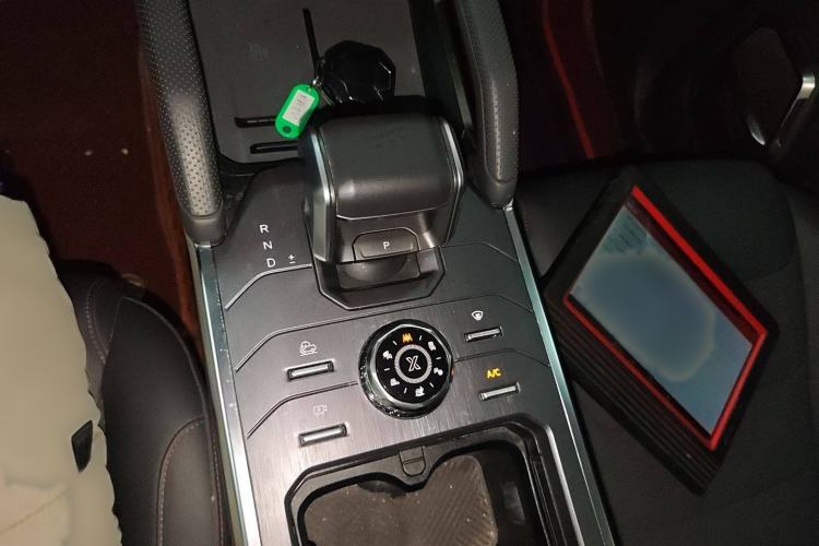 Used JETOUR Traveler 2023 2.0T All-Wheel-Drive CrossPRO