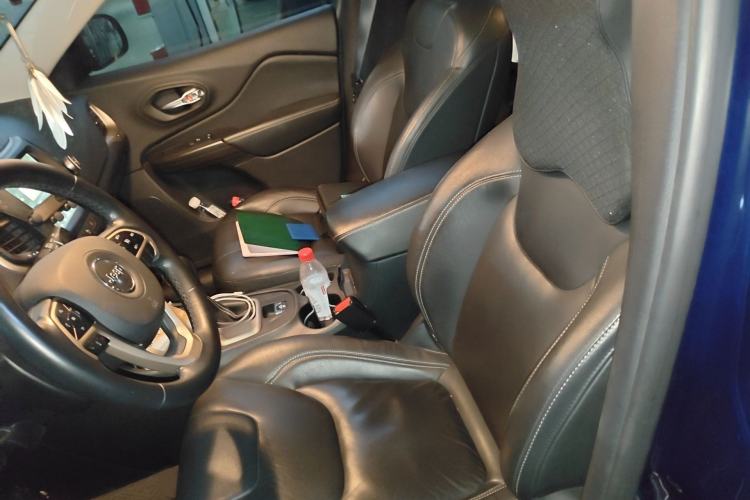 Used Jeep Cherokee 2017 2.4L Leading Smart Edition