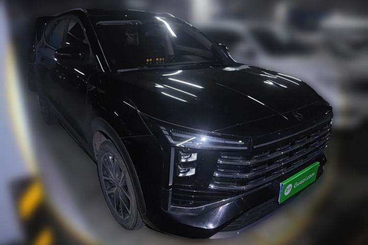 Used SOL X8 PLUS 2023 1.5 TGDI DCT Smart Edition 7-Seater