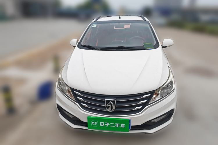 Used Baojun 310 2017 1.5L Automatic Fashion Model Front