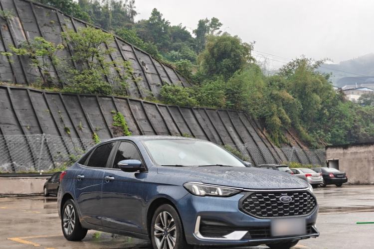 Used Ford Escort 2021 1.5L Automatic Diamond Edition Exterior 12