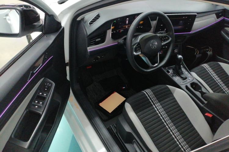 Used Volkswagen Bora 2023 1.5L Automatic Changer Limited Edition Driver Seat