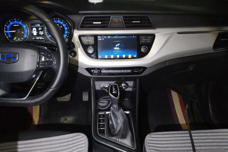 Used Geely Auto Vision X3 2019 Upgraded Model 1.5L CVT Elite Version
