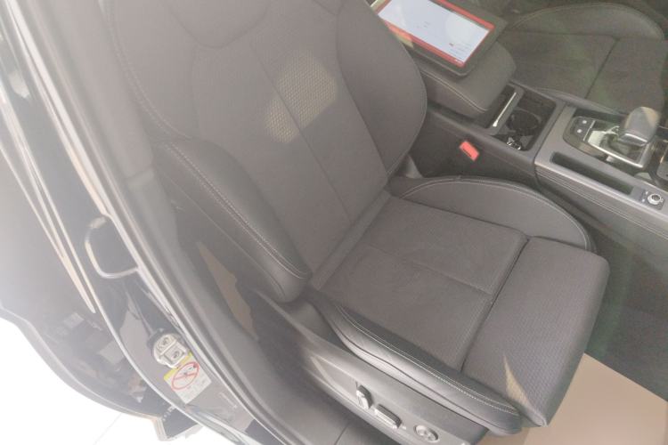 Used Audi Q5L Sportback 2023 40 TFSI Luxury Model