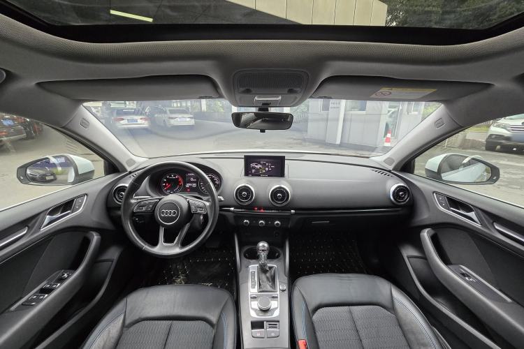 Used Audi A3 2019 Limousine 35 TFSI Fashion Edition China VI Emission Standard Interior 7