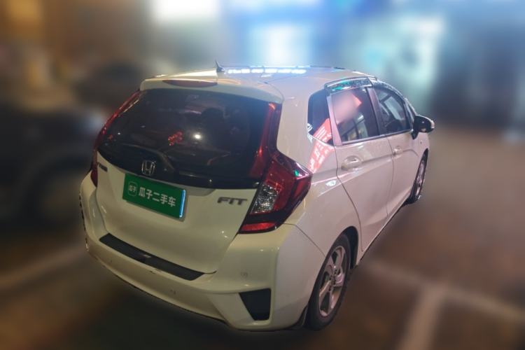 Used Honda Fit 2016 1.5L LX CVT Comfort Model Rear Right 45 Deg