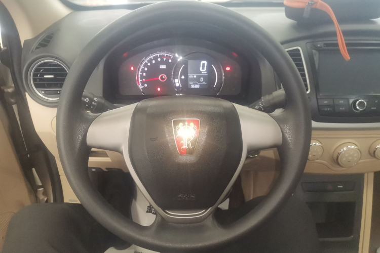 Used Roewe 350 2015 1.5L Manual Luxury Sunroof Edition
