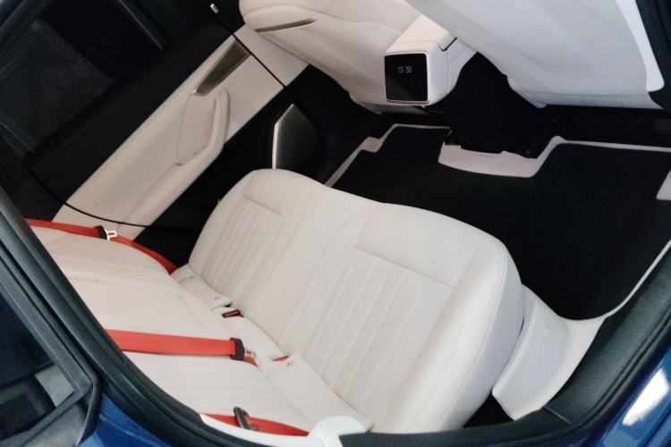 Used ONVO L60 2024 60 kWh Rear-Drive Version