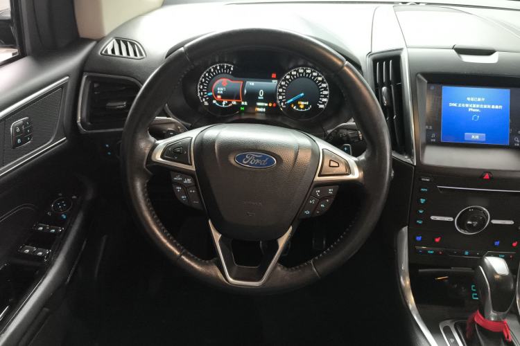 Used Ford Edge 2016 EcoBoost 245 Four-Wheel Drive Titanium 7-Seater
