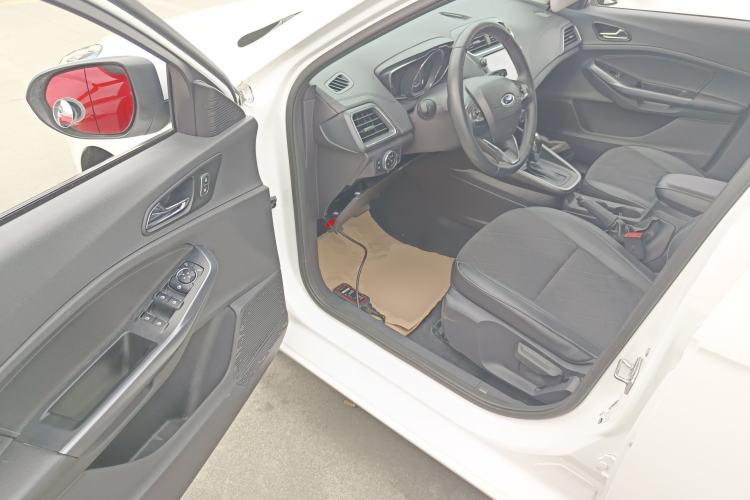 Used Ford Escort 2019 Revised Version 1.5L Automatic Enjoyment Type China VI Standard Driver Seat