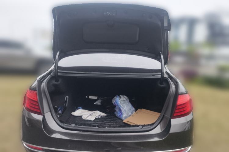 Used BMW 5 Series 2014 525Li Luxury Design Package
