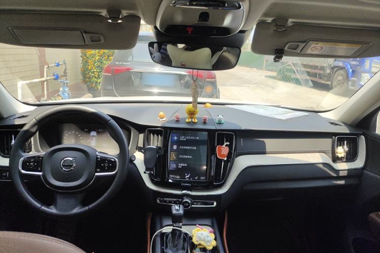 Used Volvo XC60 2020 T5 4x4 Smart Luxury Edition
