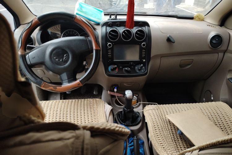 Used Wuling Hongguang 2010 1.4L Comfort Version Center Console