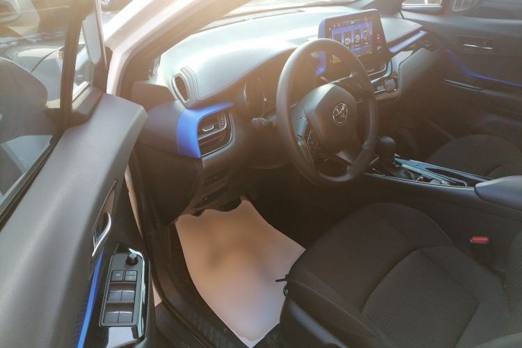 Used Toyota IZOA 2020 2.0L Enjoy Edition