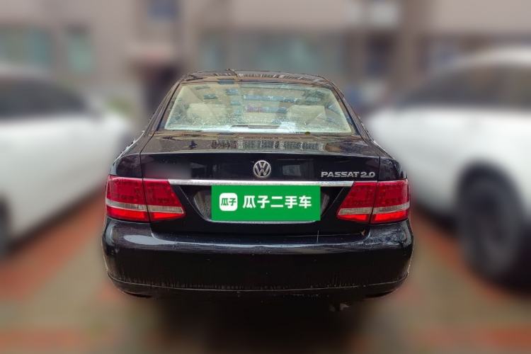 Used Volkswagen Passat 2009 2.0L MFI Automatic Luxury Edition